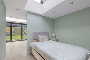 Photo 30- click for photo gallery